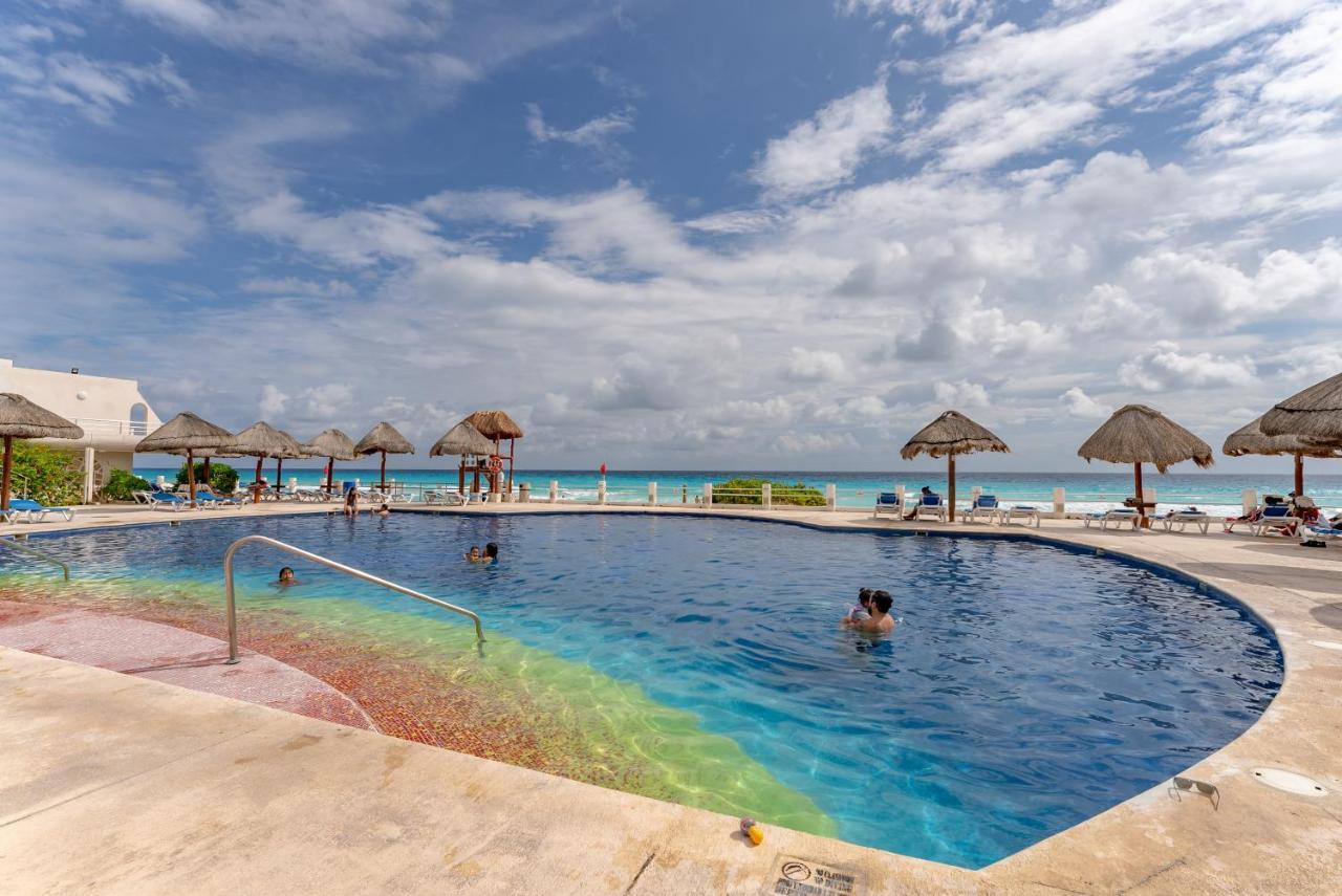 Sparkling Ocean View In Cancun Exterior photo