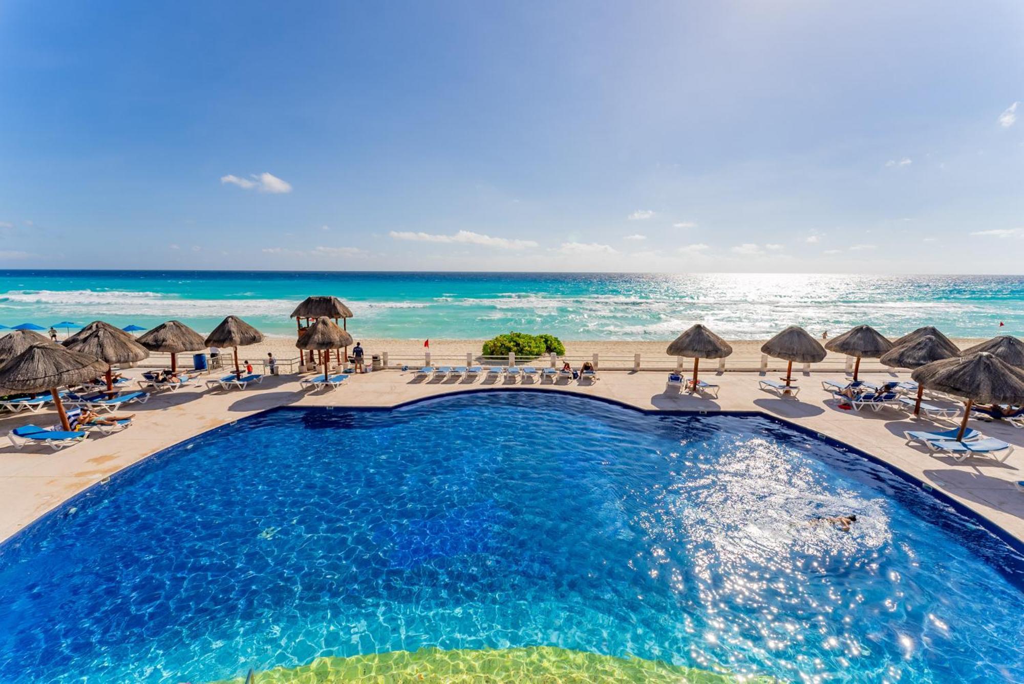 Sparkling Ocean View In Cancun Exterior photo