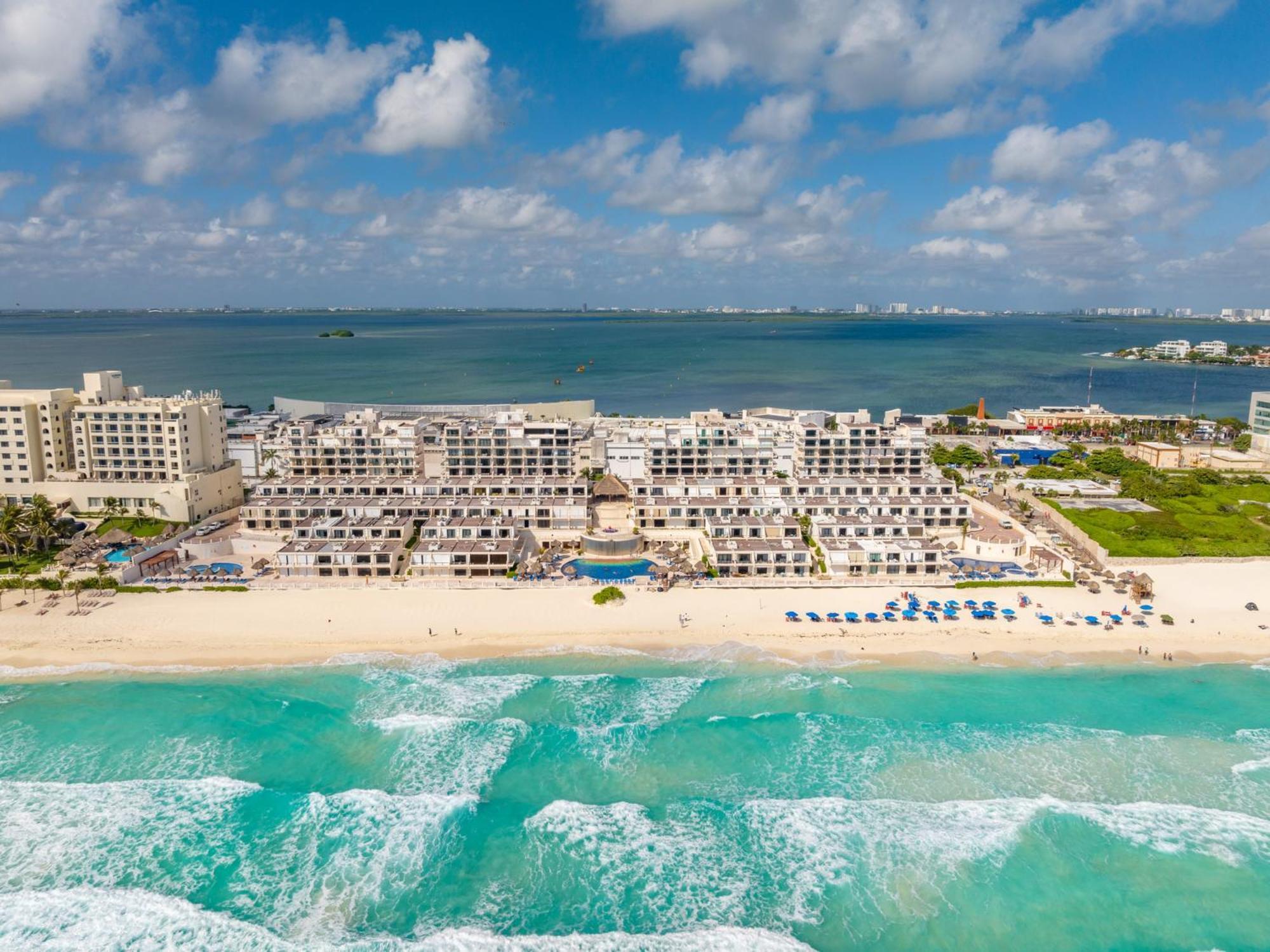 Sparkling Ocean View In Cancun Exterior photo